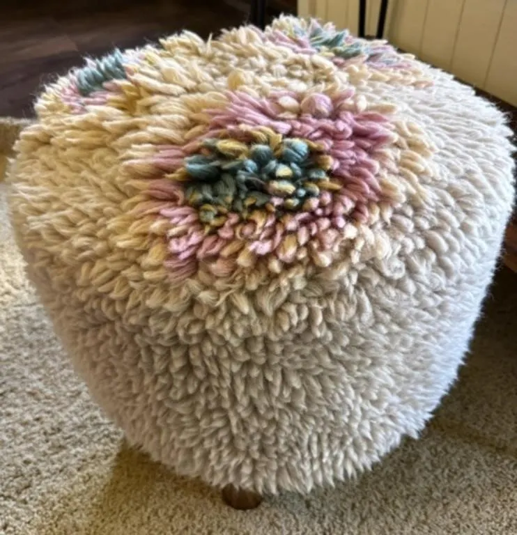 Round Shaggy Footstool w/ Legs