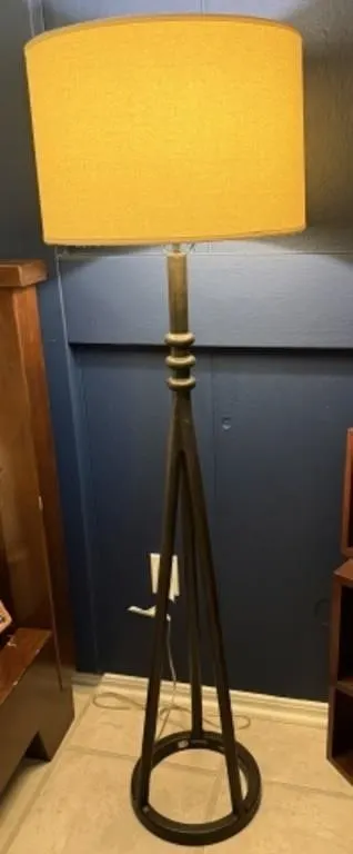 Floor Lamp
