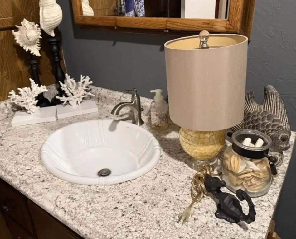 Misc. Bathroom D�cor