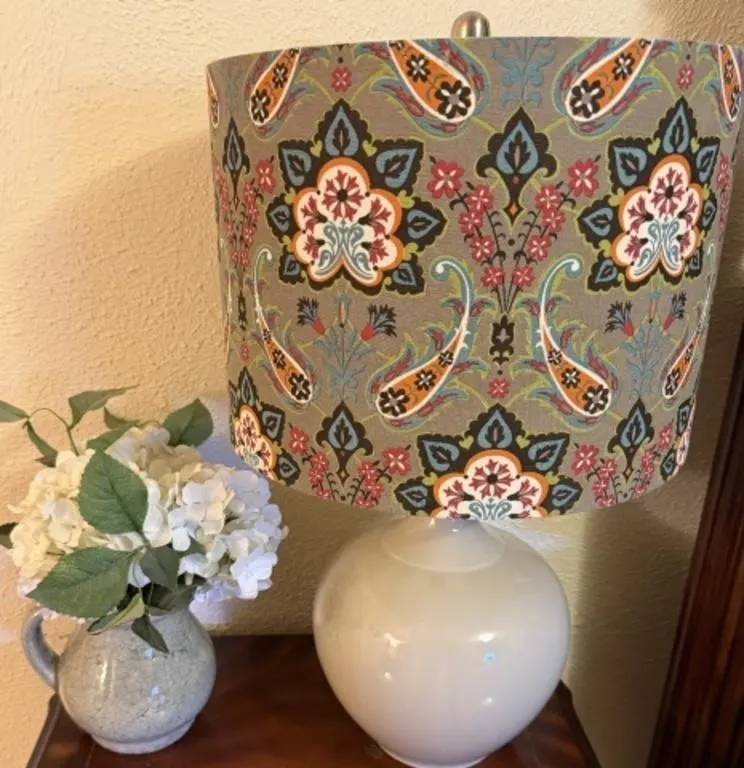 Table Lamp, Artificial Flowers w/ Vase