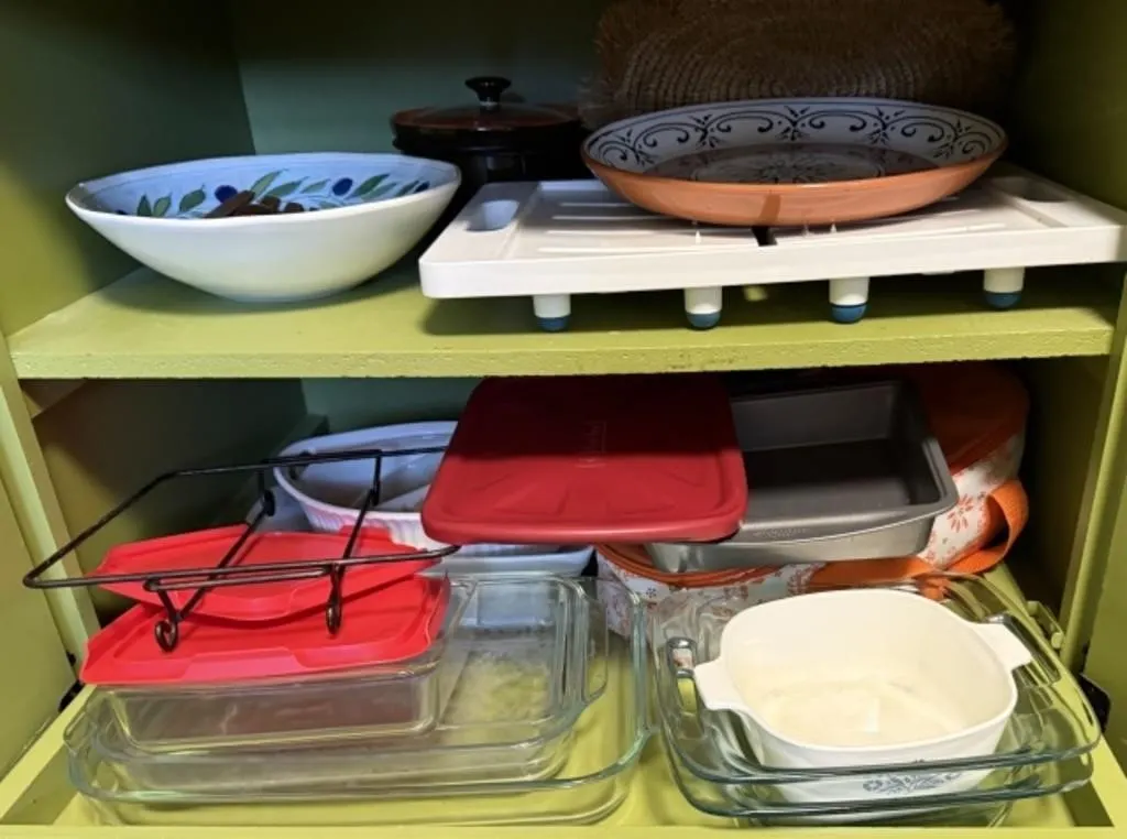 Casserole Dishes, Baking Sheets, Serving Platters