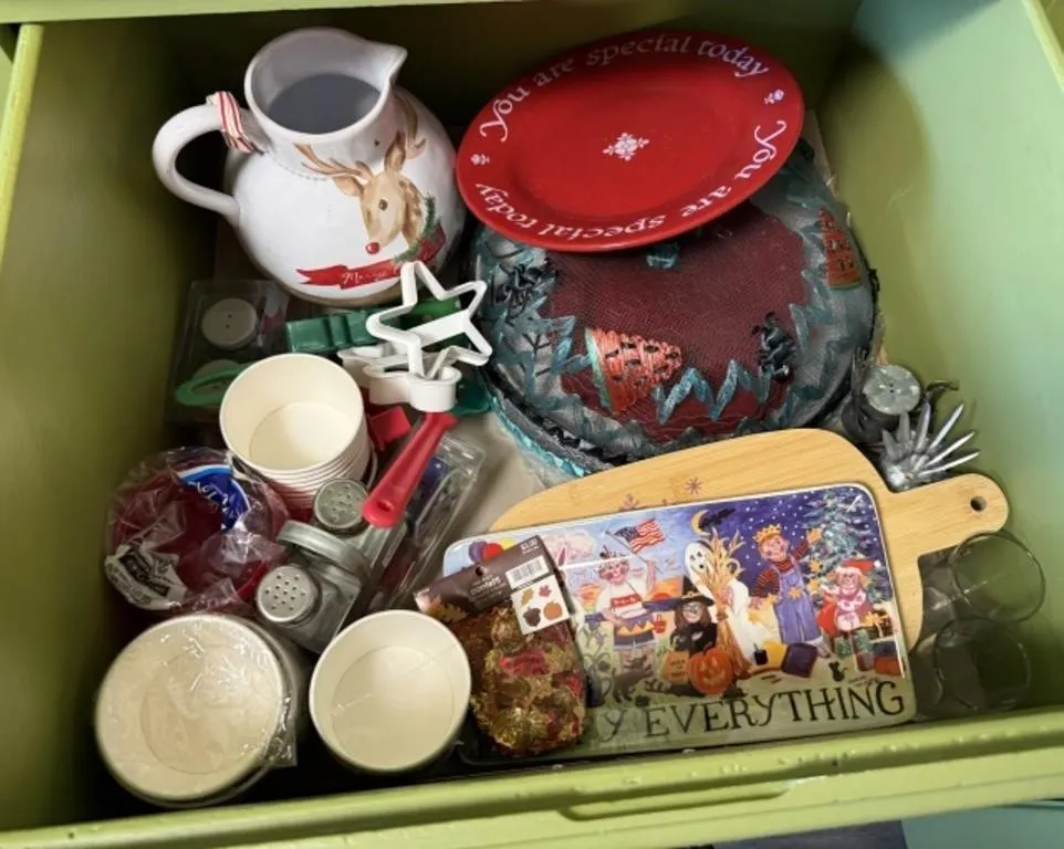 Misc. Holiday Kitchen Items