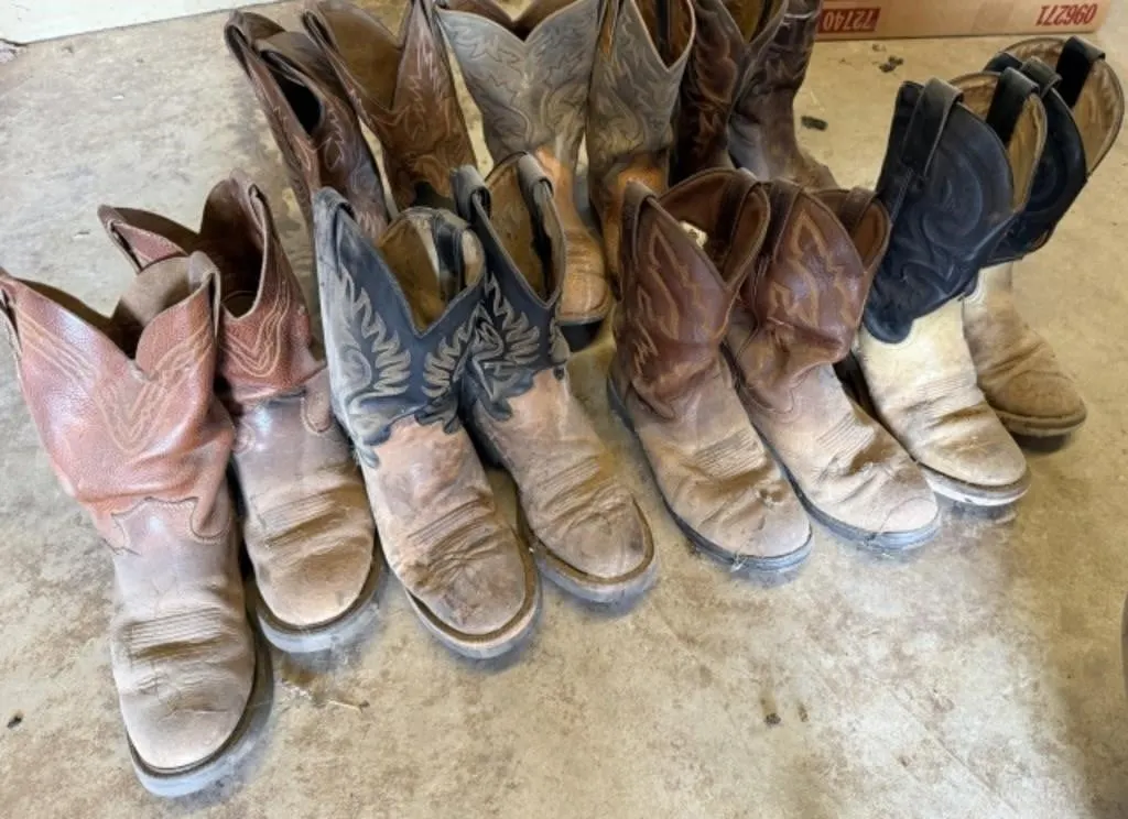 7+/- Pairs of Men�s Cowboy Boots