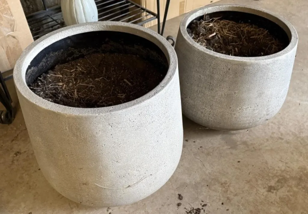 2 Large Plastic Pots