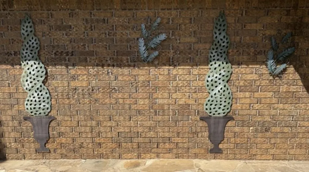 4 Metal Outdoor Wall D�cor Pieces