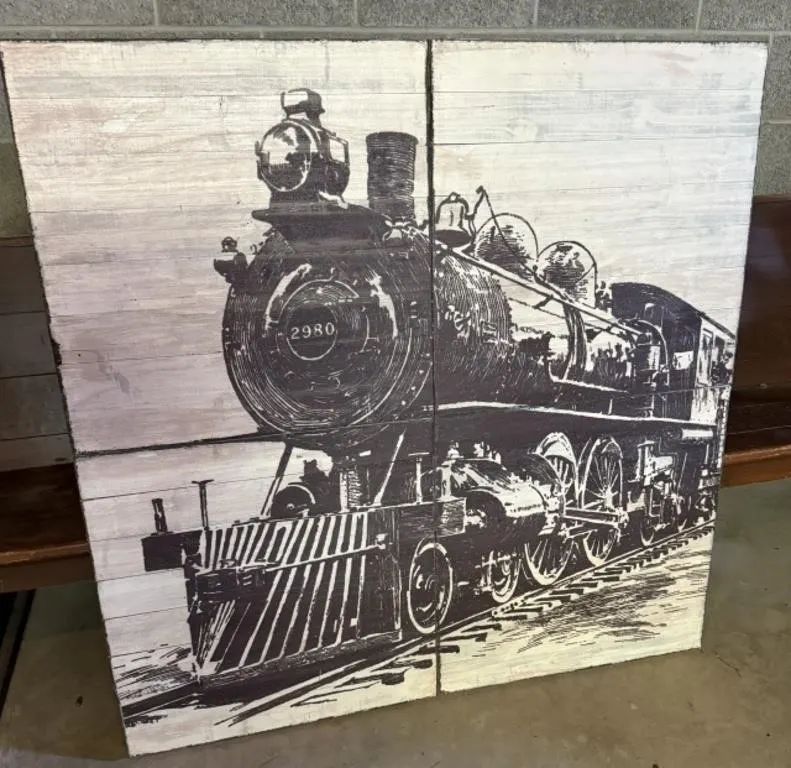 Large Wooden Train Wall D�cor Piece