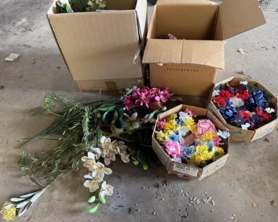 Grave Wreaths, Artificial Flowers