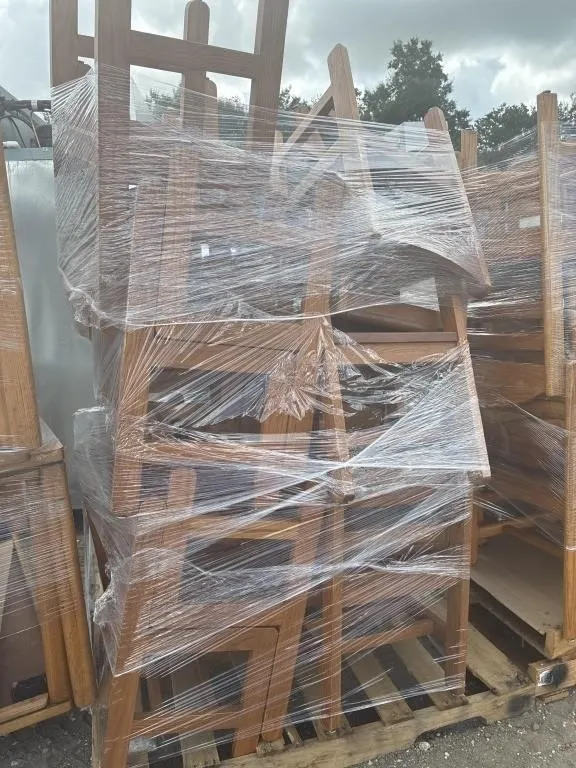 x1 pallet of wooden chairs