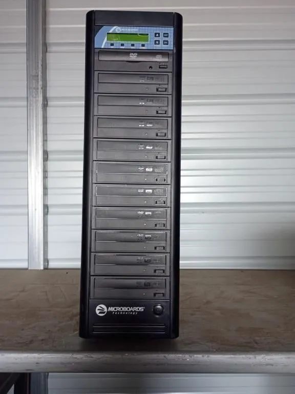 CD/DVD DUPLICATOR