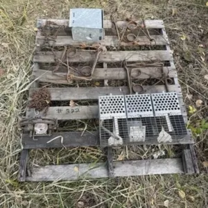 Traps (Conebear, UNUSED MB150 Wolf, Bird, Mouse)