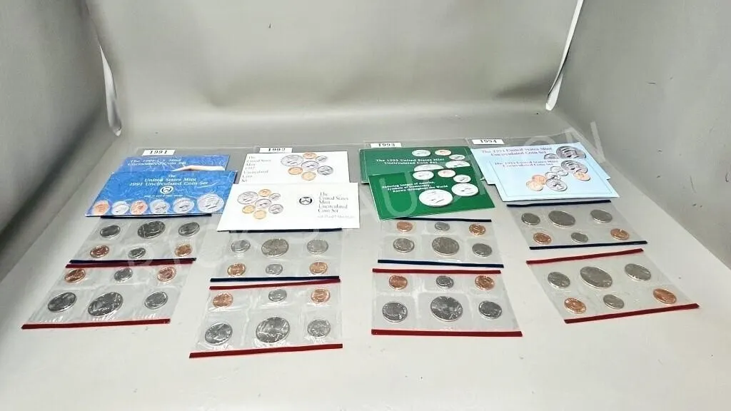 4 US mint uncirculated coin sets - 1991 to 1994