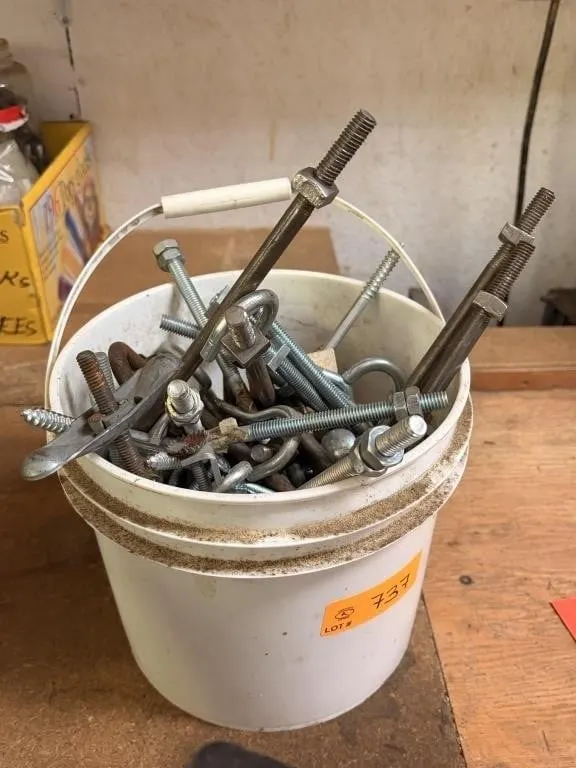 Hooks, Eyehook bolts