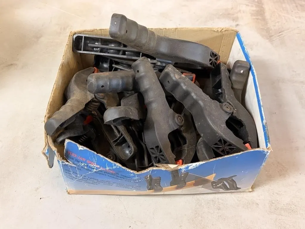 Flex jaw clamps