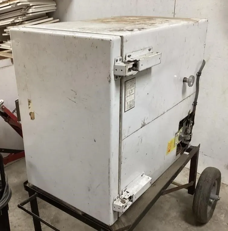 Shop built electric smoker 220V