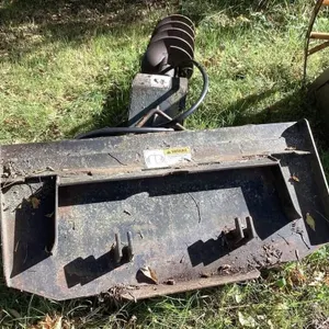 Post hole auger to fit NH skid steer