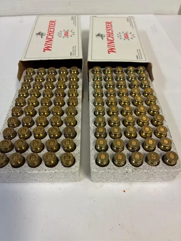 40 S&W Cal. 100 Cartridges. Reloads