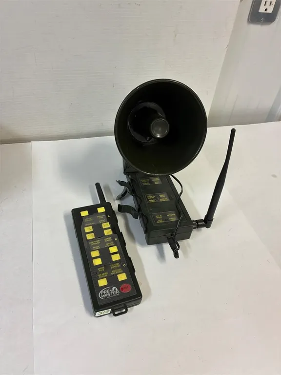 Prey Master Digital Caller. Works. Needs batteries