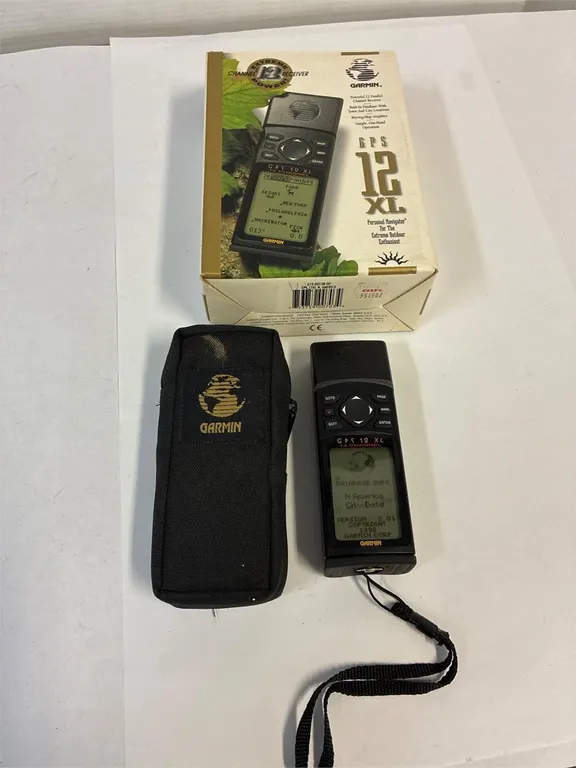 Harmon GPS 12XL. Works.