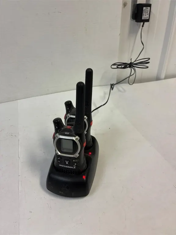Motorola radios. Look like they work.