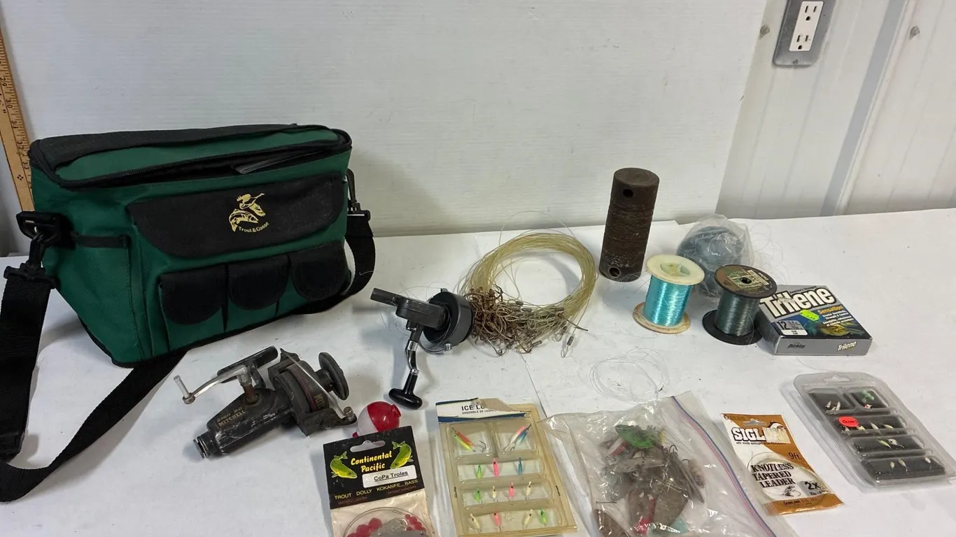 Fishing reels, line, hooks, leaders, cooler bag