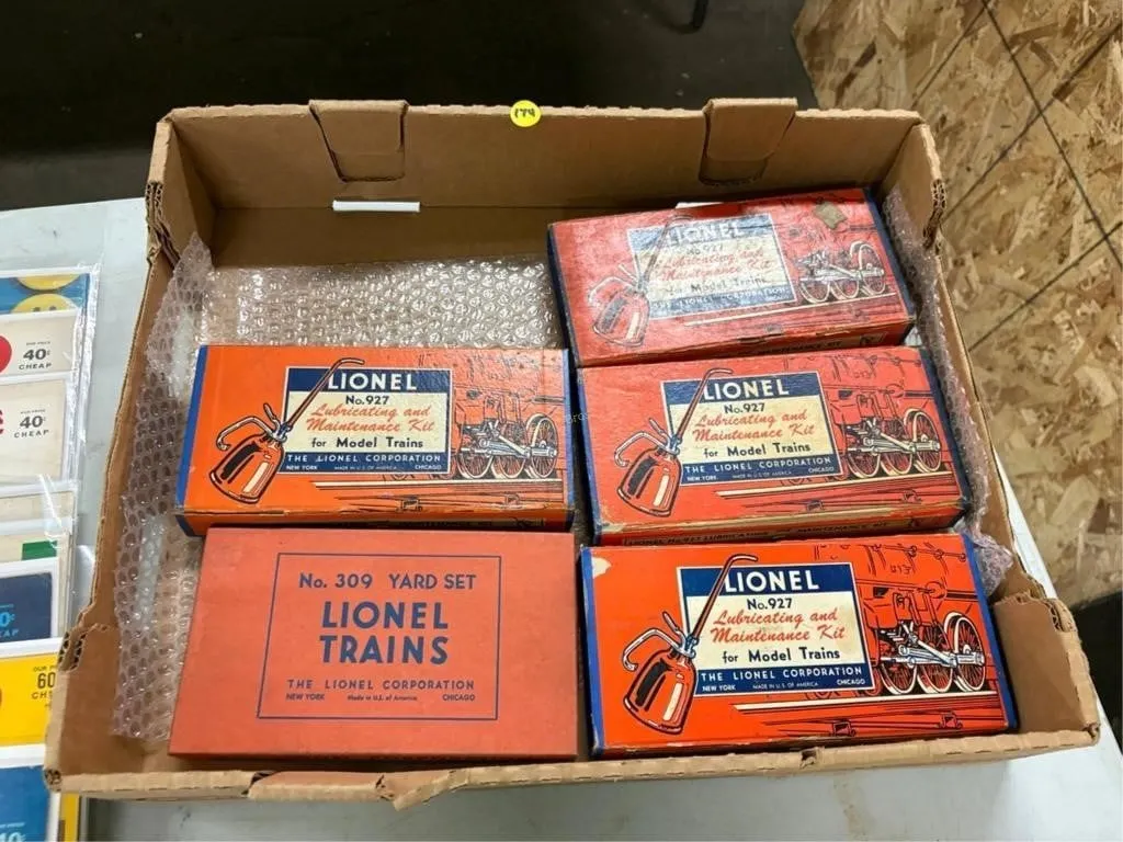 Lionel Trains Maintenance Kits & Yard Set