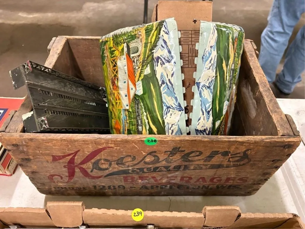 Koesters Wood Crate w/Trains