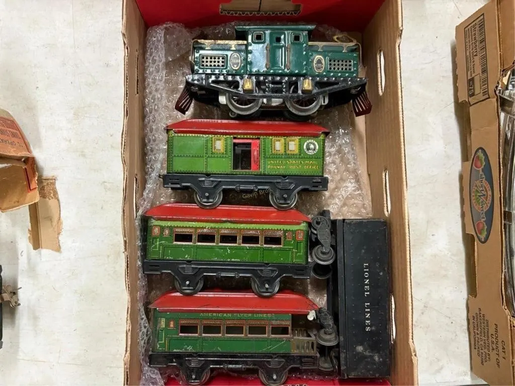 American Flyer Lines & Lionel Cars