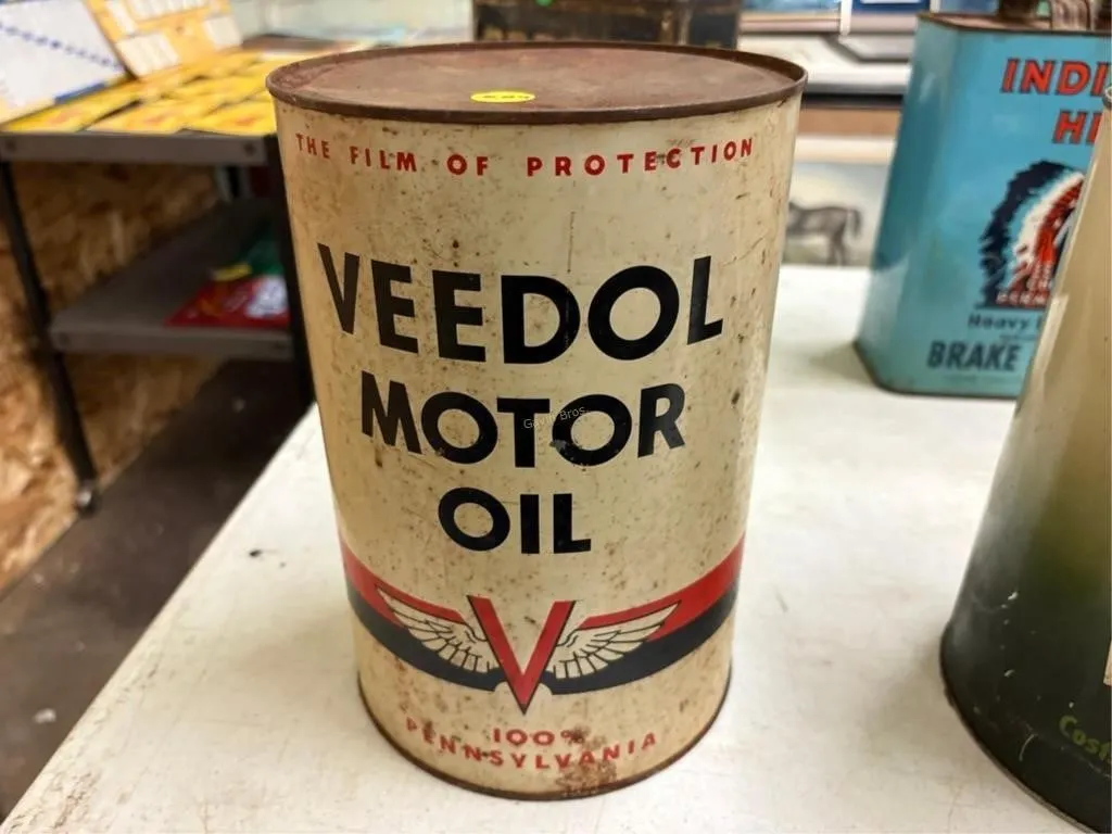 Veedol Motor Oil Can