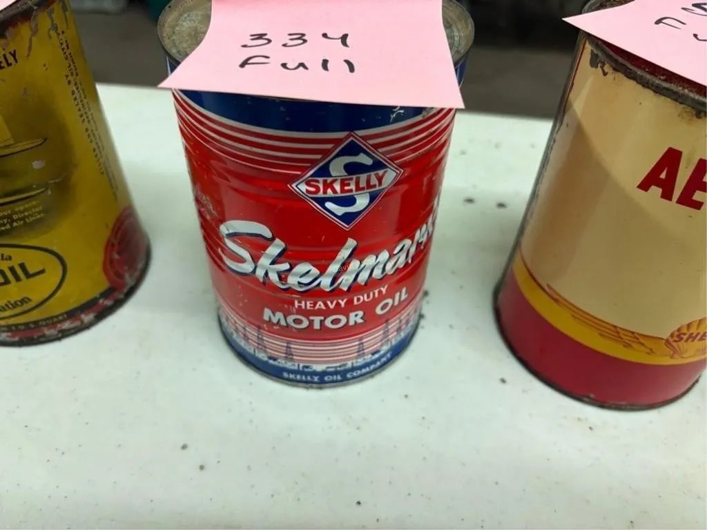 Skelly Motor Oil Can
