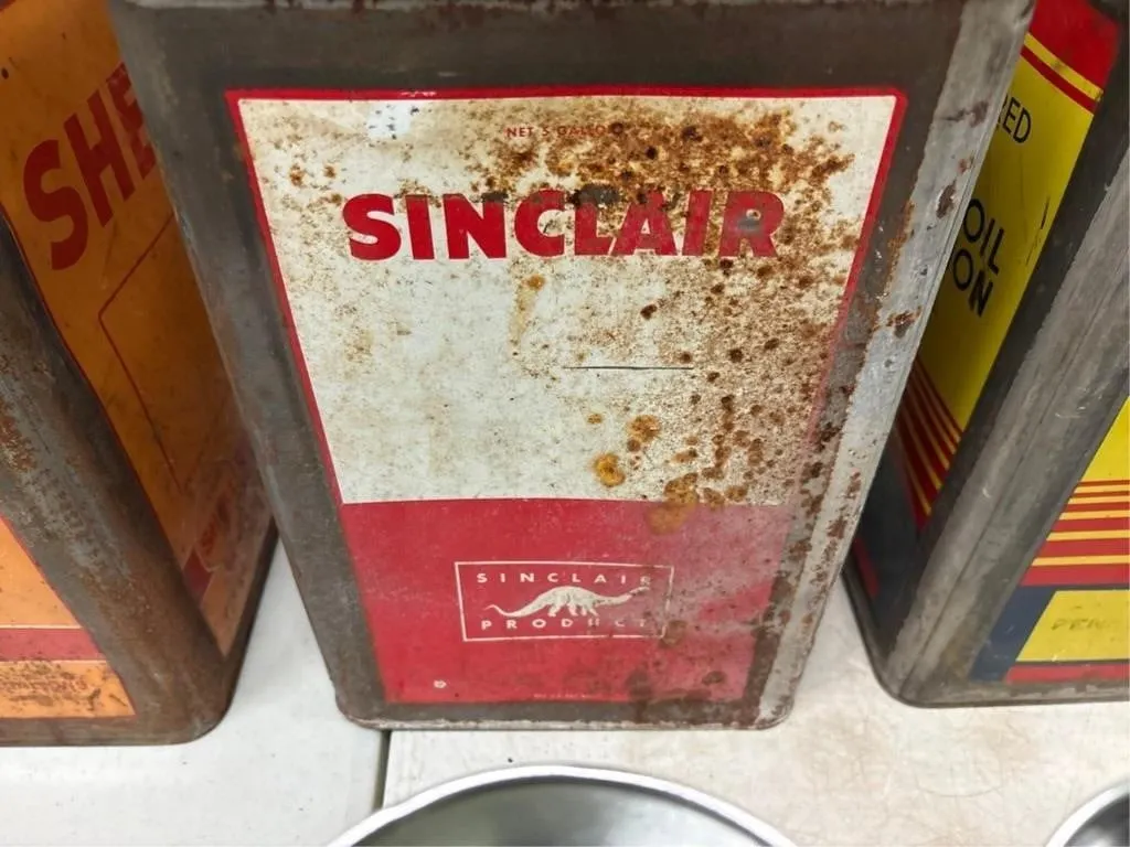 Sinclair 5gal Oil Can