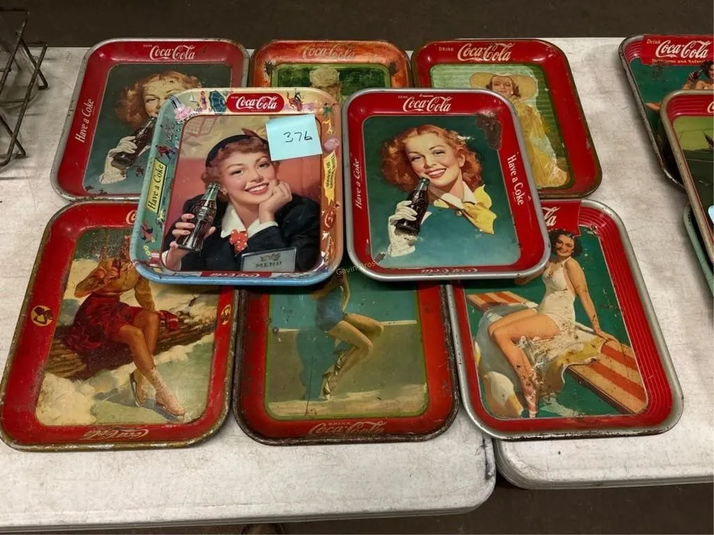 (8) Coca-Cola Trays