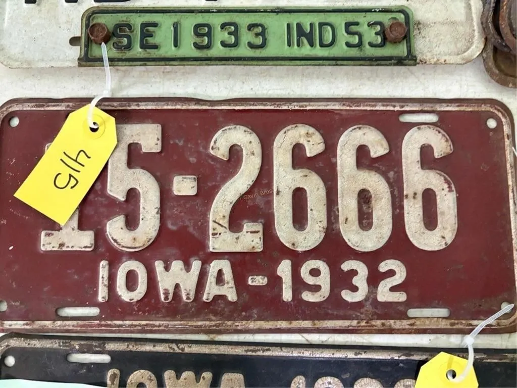 Iowa 1932 License Plate
