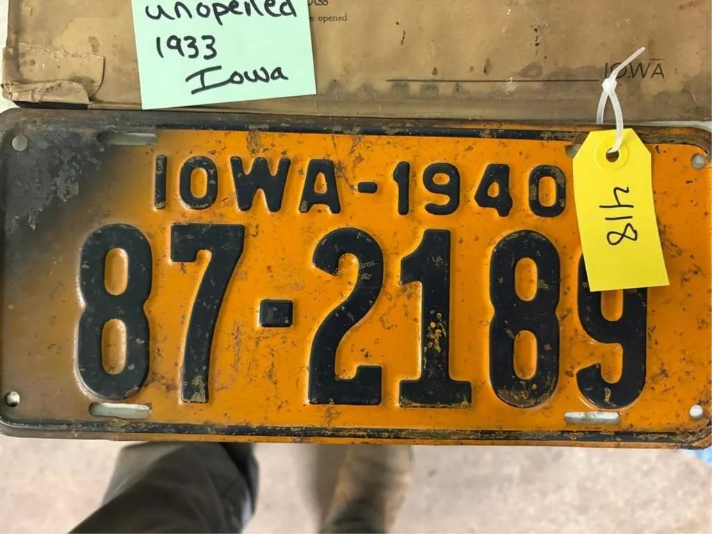 Iowa 1940 License Plate