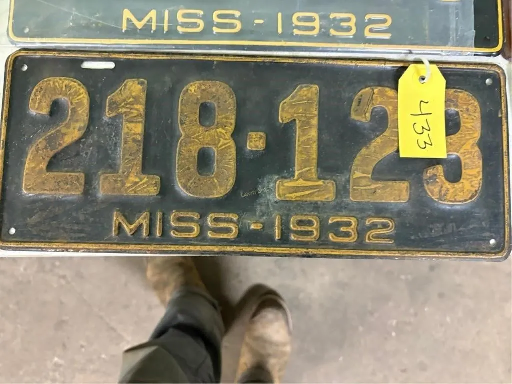 Miss-1932 License Plate