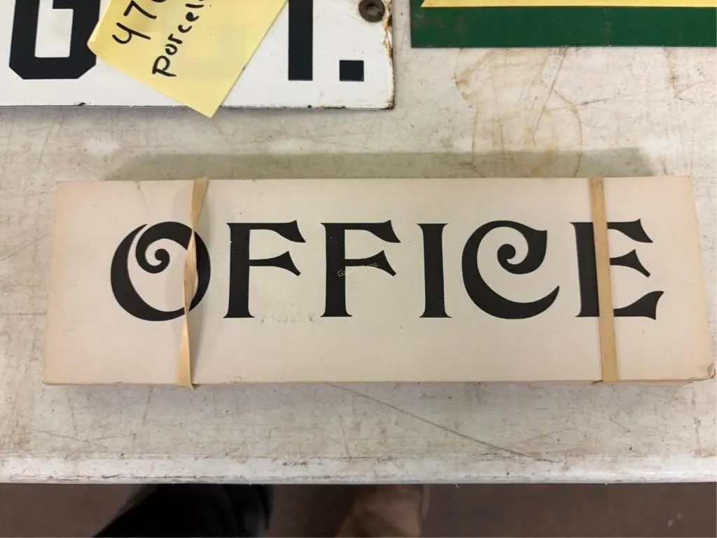 25ct "Office" Card Stock