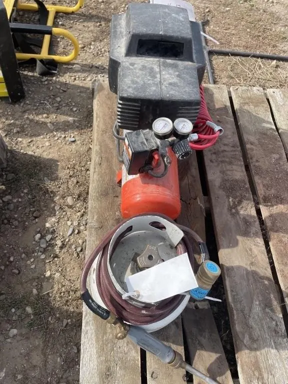 1.5 HP Pro Air II Air Compressor & Propane Torch