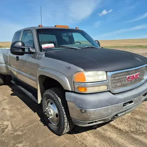 2001 GMC Sierra 3500 SLE 4x4 Dually Pickup Truck
 UNRESERVED