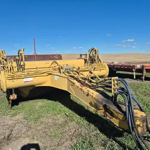 2002 Noble 417 Hydraulic Pull-Type Scraper
 UNRESERVED