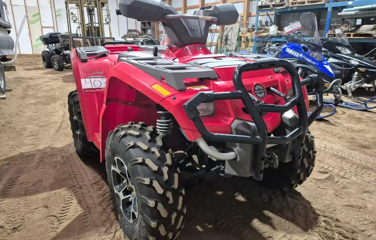 Bombardier Outlander XT 400 ATV
UNRESERVED
