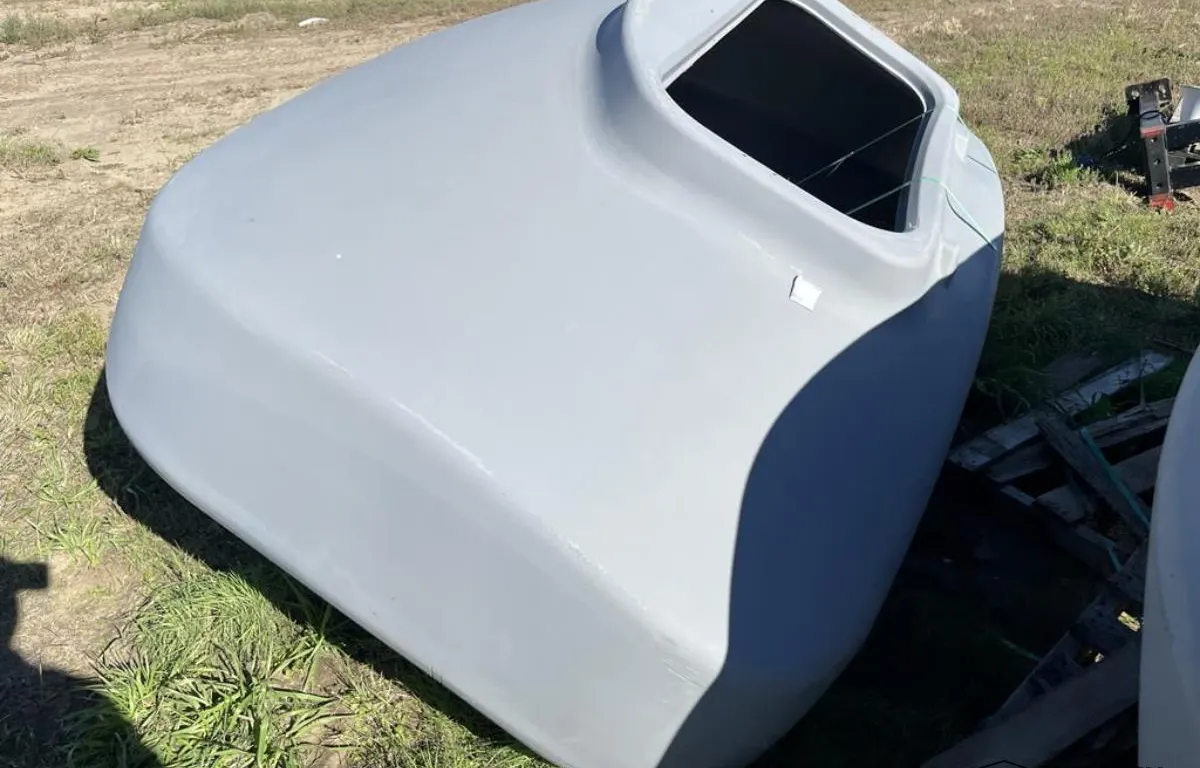 CNH Industrial Molded Plastic Tank
UNRESERVED