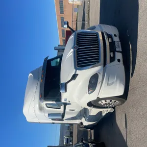 2018 International LT625 T/A Sleeper Truck Tractor