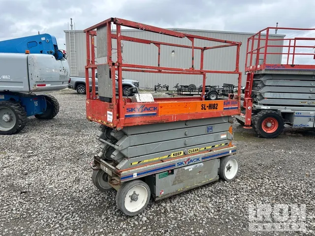 2012 Skyjack SJIII 3226 Electric Scissor Lift