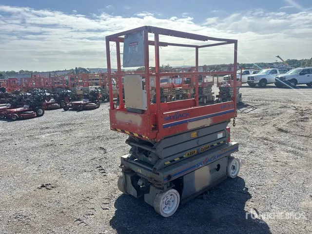 2011 Skyjack SJIII3219 Electric Scissor Lift