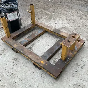 C 15 Engine Stand