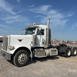 2017 Peterbilt 389 Car Carrier Truck