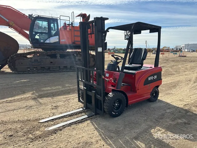2025 AGT KFE20 4400 lb Electric Forklift
