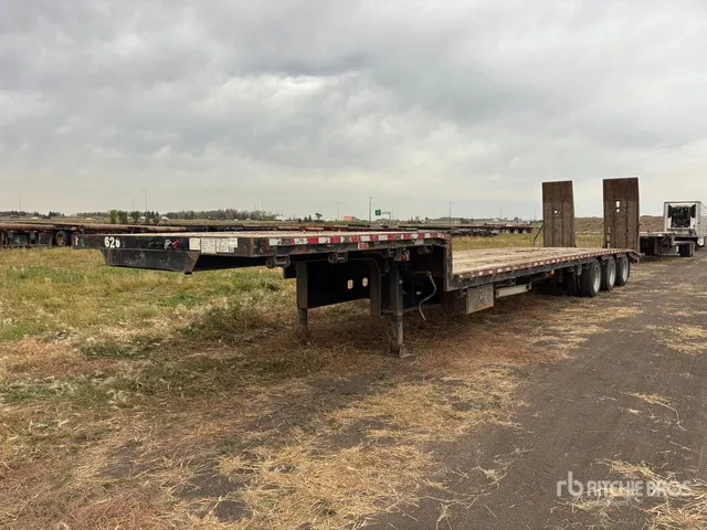 2020 Raja Tri/A Lowboy Trailer