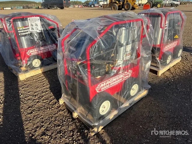 Easy-Kleen Magnum Gold Pressure Washer (Unused)