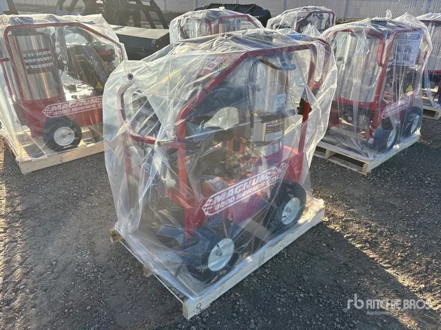 Easy-Kleen Magnum Gold Pressure Washer (Unused)