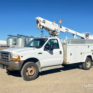 Altec on 1999 Ford F-450 4x2 Bucket Truck
